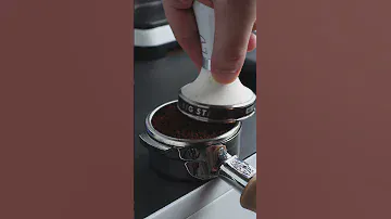 The Lucca Atom 75 Brews A BEAUTIFUL Shot