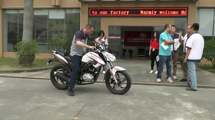 Дорожный мотоцикл QINGQI ATOM II 200. Мото новинка 2019.